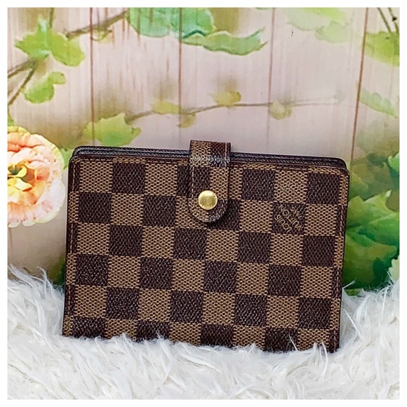 Louis Vuitton Handbags - Authentic Louis Vuitton Darmier Agenda Wallet